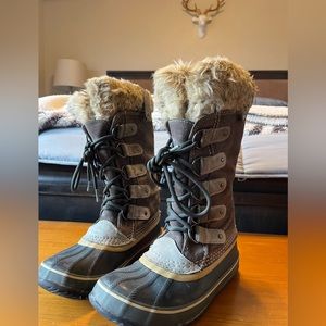 Sorel (authentic Sorel) Women’s Boot sz6